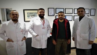 Çocukluğundan itibaren çektiği ağrılardan 1 saatte kurtuldu