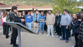 ÇOMÜ Ev Sahipliğinde Çanakkale Kültür ve Çanakkale Şehitlik gezisi düzenlendi