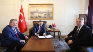 Cumayerine 5 bin ton asfalt serilecek