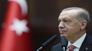 Cumhurbaşkanı Erdoğan: “En uygun olan vakitte karadan da teröristlerin tepesine bineceğiz