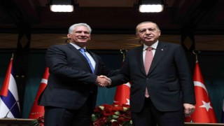 Cumhurbaşkanı Erdoğan: Küba ile ticaret hacmimizi 200 milyon dolara çıkarma kararlılığımızı teyit ettik