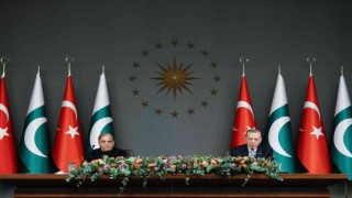 Cumhurbaşkanı Erdoğan: “Pakistanla 5 milyar dolarlık ticaret hacmi hedefimize ulaşmak için gerekli iradeye ve kararlılığa sahibiz”