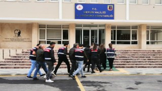 DEAŞ terör örgütüne finans sağlayan 20 şüpheli gözaltına alındı