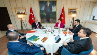 Demokrat Parti ev sahipliğinde gerçekleşen altılı masa toplantısı sona erdi
