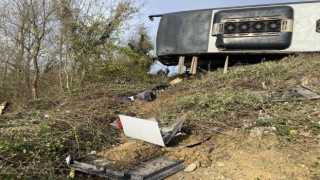 Devrilen otobüsün şoförü tutuklandı