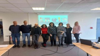 Dijital okuryazarlık projesinin ikinci toplantısı Pariste yapıldı