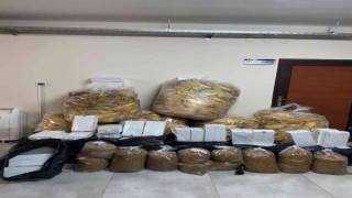 Diyarbakırda birçok suçtan kaydı bulunan 4 şüpheli yakalandı
