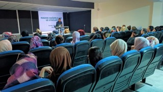 Diyarbakırda kursiyerlere madde bağımlılığı semineri