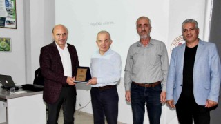 Dünyada ve Türkiyede Botanik Bahçeler ele alındı