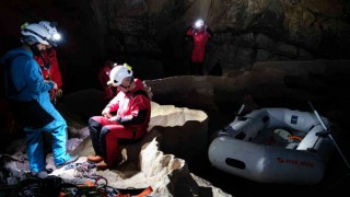 Dünyanın 3üncü büyük yeraltı gölünde profesyonel keşif çalışması