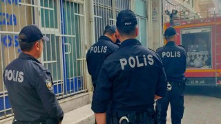 Edirnede pes dedirten olay: Apartman içinde hurda yakan şahıs yangına neden oldu