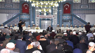 Edremitte 20 öğrenci icazet merasiminde belgelerini aldı
