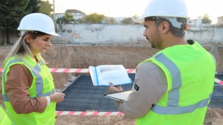 Eğitim ve sağlık yatırımlarını yerinde inceledi