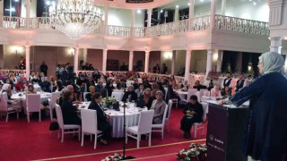 Emine Erdoğan: “Kadını hakikatinden kopararak yeniden şekillendirmeye çalışan bir gündemin içindeyiz”