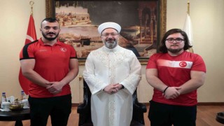 Erbaş, Dünya Bilek Güreşi Şampiyonasında dereceye giren sporcuları kabul etti