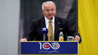 Erol Bilecik: “Mikrofonların önünde büyüğüz demekle büyük olunmuyor”