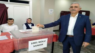 Erzin Ticaret ve Sanayi Odası Başkanı Vural güven tazeledi