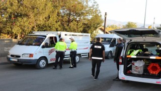 Erzincanda 15 gün içerisinde 555 sürücüye ve 2 bin 652 plakaya ceza kesildi