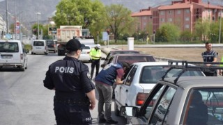Erzincanda ekim ayında 87 kaçak göçmen ve çeşitli suçlardan aranan 33 kişi yakalandı