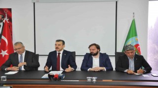 Esgin, Karacabey hizmet yağmuruna tutuldu
