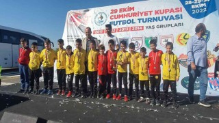 Eskişehirli minikler Cumhuriyet Kupasında farklı başarılar elde etti