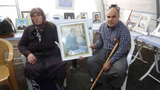 Evlat nöbetine bir aile de Gaziantepten katıldı