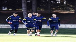 Fenerbahçe hazırlıklarını sürdürdü