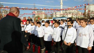 Gaziantepte Erdoğana Başlasın Türkiye Yüzyılı sürprizi