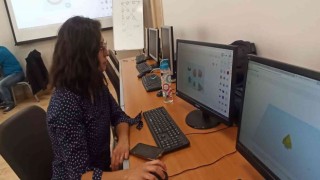 Gedizli 2 öğretmen eğitim için Yunanistana gitti