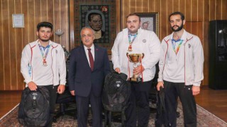 Gelenek bozulmadı; Atatürk Üniversitesi madalya sıralamasında yine zirvede yer aldı
