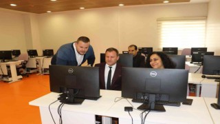 Genç Bakış projesinin bilgisayar sınıfı hizmete açıldı