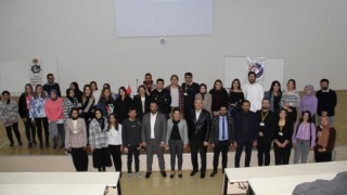 Girişimci üniversiteliler dile önem verecek