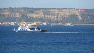 Gökçeada ve Bozcaadaya yarınki feribot seferlerine fırtına engeli