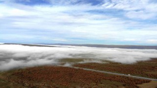 Güroymakta oluşan sis bulutu görsel şölen sunuyor