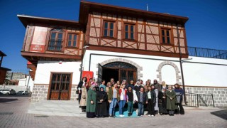 Hacı Bayram Veli Müzesine ziyaretçi akını