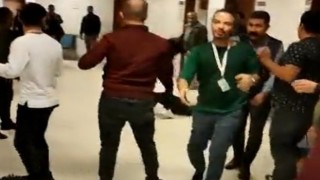 Hastanedeki demir çubuklu kavga kameraya yansıdı