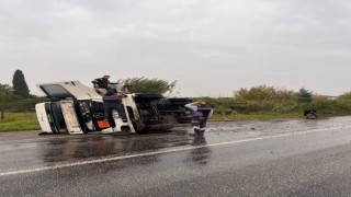 Hatayda kontrolden çıkan LPG gazı yüklü tanker devrildi