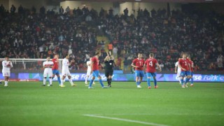 Hazırlık maçı: Türkiye: 0 - Çekya: 0 (Maç devam ediyor)