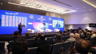 Her 10 gençten yaklaşık üçü dijital okuryazarlık seviyesinde