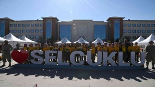 Hilal-İ Ahmer Sergisi ve kan bağışı etkinliği yoğun ilgi görüyor