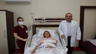 İspanyol turist, Cerrahi Hastanesinde sağlığına kavuştu
