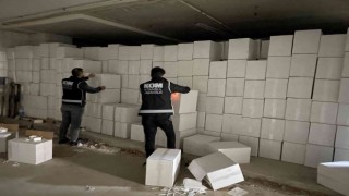 İstanbulda büyük operasyon: Piyasa değeri 33 milyon olan kaçak tütün ele geçirildi