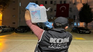 İzmir polisinden sahte etil alkol kaçakçılarına operasyon