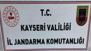 Jandarma ekipleri 6 terör şüphelisini yakaladı