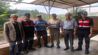 Jandarma ekipleri erkeklere “Kadına El Kal-Ka-Maz” eğitimi verdi