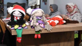 Kadınlar ‘Amigurumi örgü organik bebek üreterek kazanıyor