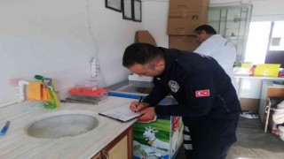 Kahramankazan Belediyesi zabıtasın tarafından okul kantinlerinde denetim yapıldı