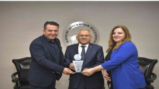 KalDerden Başkan Büyükkılıça teşekkür plaketi