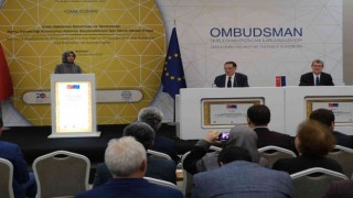 Kamu Başdenetçisi Malkoç Erzincanda STK temsilcileri ve muhtarlarla buluştu