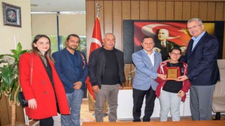 Karacabeyde eğitime tam destek